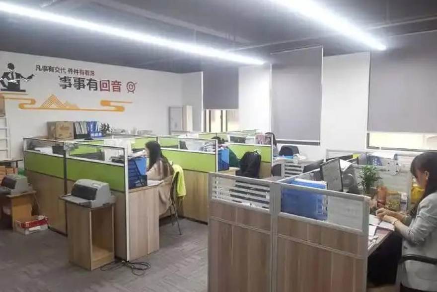 S16英雄联盟总决赛赛事运营团队工作场景